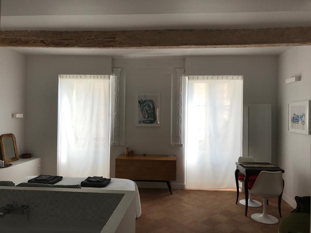 B&B Le Chat Qui Dort Montricoux 외부 사진