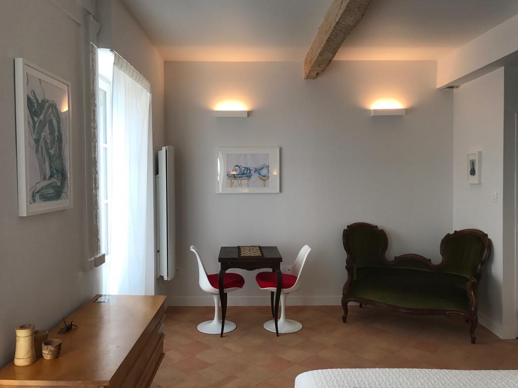 B&B Le Chat Qui Dort Montricoux 외부 사진