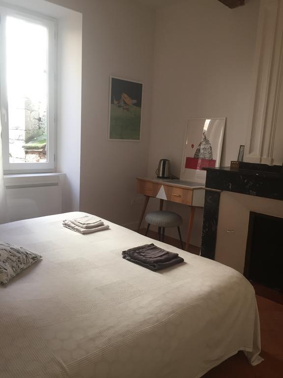 B&B Le Chat Qui Dort Montricoux 외부 사진
