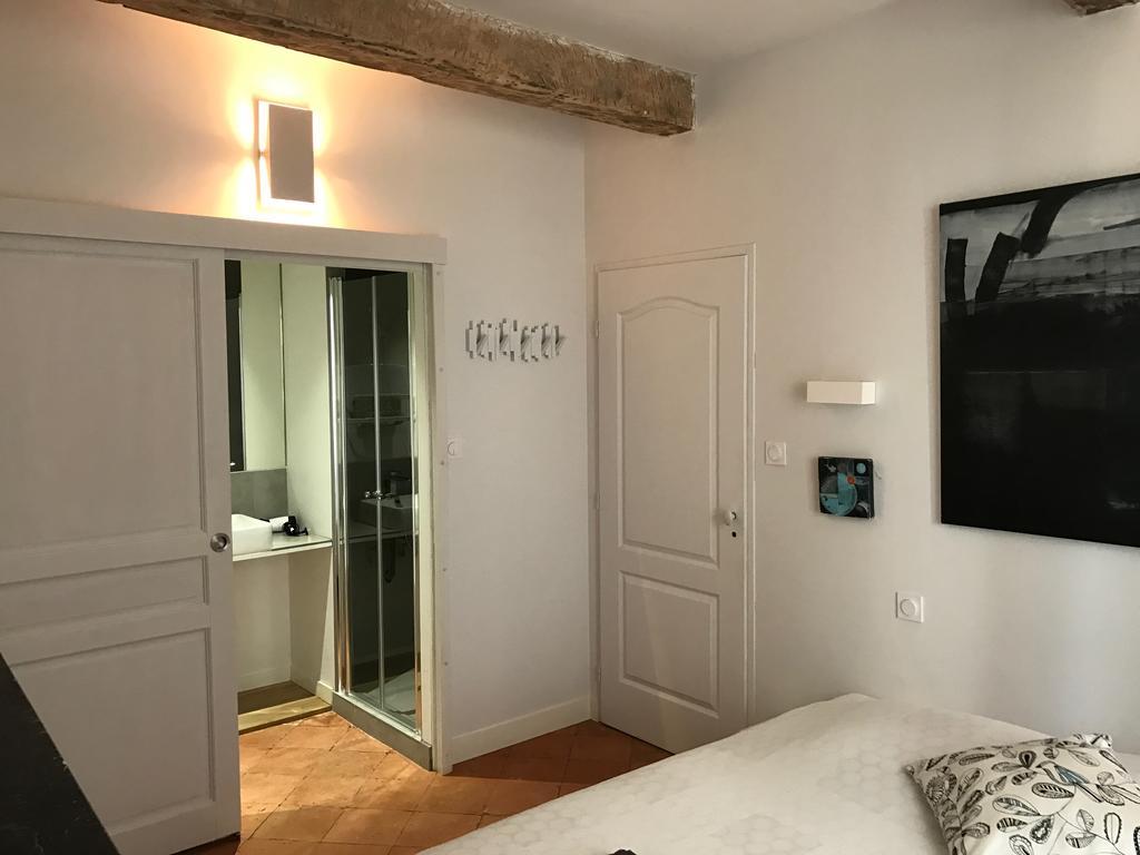 B&B Le Chat Qui Dort Montricoux 외부 사진