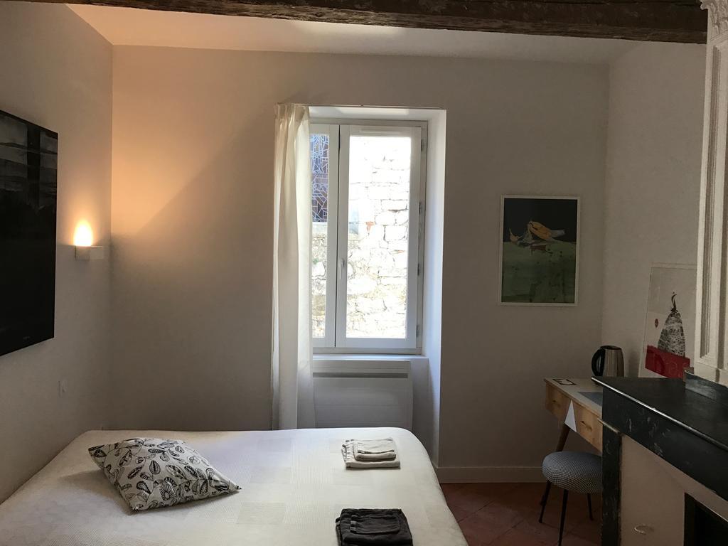 B&B Le Chat Qui Dort Montricoux 외부 사진
